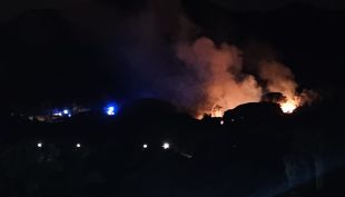 Extingit un incendi de vegetació durant la matinada a Sant Feliu de Guíxols
