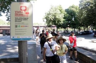 Un xat amb IA informa els turistes que visiten Girona sobre monuments, hotels i restaurants
