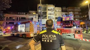 Un incendi calcina un pis i obliga a desallotjar tots els comensals d'un restaurant a Blanes