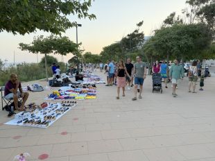 Els empresaris de Roses carreguen contra la lentitud administrativa i el top manta