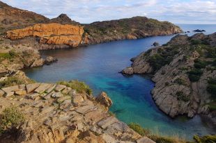 Adjudiquen per 1,1 MEUR l'arranjament del camí de ronda de Cadaqués al far del Cap de Creus