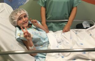 L’Hospital de Palamós permet l’acompanyament familiar en les operacions pediàtriques