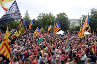 12.000 persones es manifesten a Girona per la independència, el doble que l'any passat
