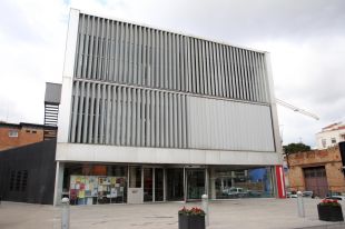 La CUP de Figueres celebra que el consistori prefereixi ampliar la biblioteca Fages de Climent
