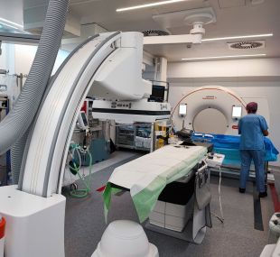 L’Àrea d’Intervencionisme del Trueta amplia capacitats amb un tomògraf computat d’última generació