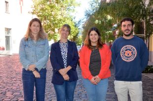 Olot comprovarà que els seus 600 establiments estan retolats en català