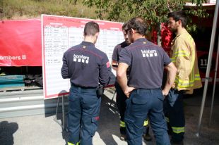Els Bombers busquen un boletaire perdut a Gombrèn