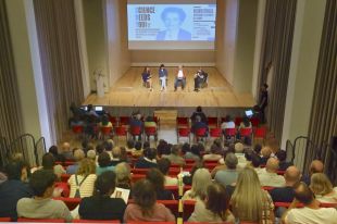 Unes 200 persones assisteixen al debat sobre neurociència del Science Needs You! a Figueres