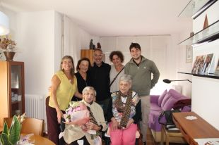 La veïna de Girona, Dolors Sureda Joan, celebra el seu 109è aniversari