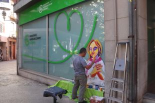 Campanya de l'Associació Contra el Càncer per mostrar la duresa en els tumors de mama