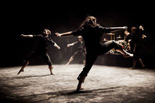 Temporada Alta reviu el bombardeig de Gernika amb un espectacle de dansa