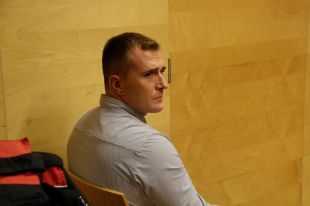 L'acusat d'assassinar i agredir sexualment la parella a Campdevànol diu que només la va colpejar