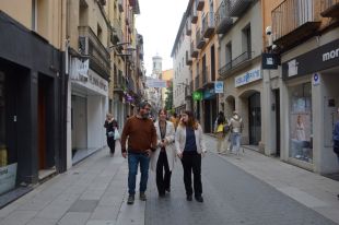 Olot ja ha revisat un 70% dels comerços per diagnosticar l'ús del català