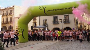 Prop de 7.000 participants a la 6a cursa solidària ''Corre per les mames''