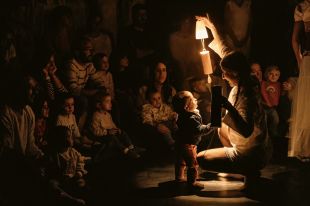 La Menuda estrena Lumiero a Temporada Alta, un espectacle poètic i sensorial per a infants