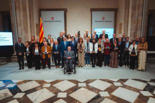 La botiga Integra – Taller de Paper d’Olot, Premi al Comerç més Sostenible 2024