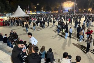 Detingut un jove per fer tocaments a dues adolescents de 14 anys a les Fires de Girona