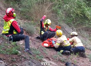 Rescaten un caçador ferit després de ser envestit per un porc senglar a les Preses