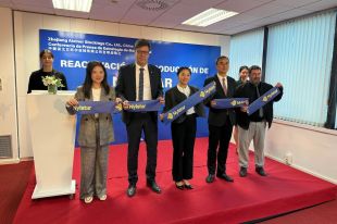 Nylstar de Blanes tornarà a produir fils un any i mig després de tancar