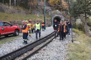 Més de 150 persones participen en un simulacre d'accident al Cremallera de Núria