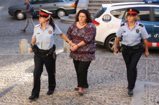L'acusada de cremar un edifici de Girona on havia conviscut amb la xicota ho nega al judici