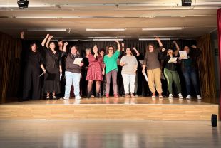 'Ara Jo!': setze veus supervivents trenquen el silenci de la violència masclista als escenaris