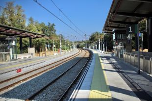 Adif acaba les obres per remodelar l'andana de Fornells de la Selva que han costat 4 MEUR