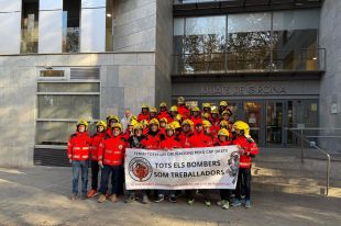 Bombers voluntaris gironins demanden Interior per reclamar l’equiparació laboral