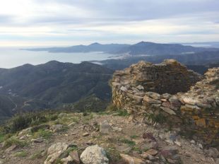 Portbou impulsa la recuperació de la torre del Castell de Querroig
