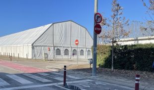 Banyoles instal·la un envelat de 1.200 m2 per garantir les activitats de Nadal