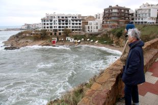 La llevantada deixa fins a 90 litres a la Garrotxa i fort onatge a la Costa Brava
