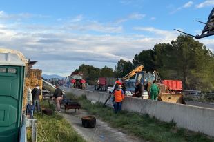 Els pagesos animen a la societat a apuntar-se als talls de carretera