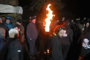 Els pagesos mantenen els talls a l’Alt Empordà després de la reunió fallida amb Ordeig