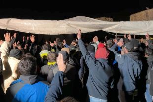 Els pagesos gironins aixequen els talls a l'AP-7 i l'N-II que han durat cinc dies