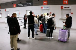 Més autobusos cap a Barcelona i Figueres des de Girona arran de la suspensió de Rodalies