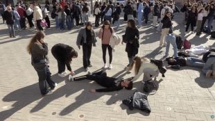 Nou instituts participen en la tercera edició del recorregut històric ''Figueres 1938''