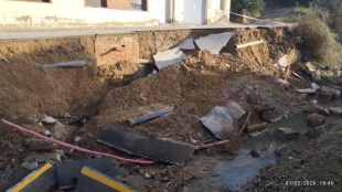 Amer i la Cellera obren les dutxes del camp de futbol pels veïns d'Anglès sense aigua