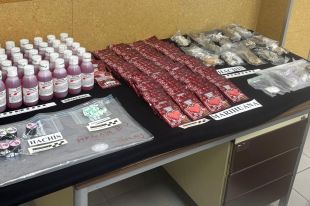 Una detinguda a la Jonquera que duia 29 càpsules d'amfetamines i 12 quilos de marihuana i haixix