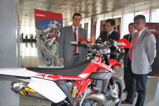 La Generalitat concedeix crèdits per valor de 5,8 MEUR a sis fabricants de motos gironins