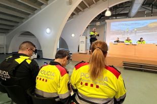 Mossos i policies locals gironines es coordinen en la lluita contra els taxis i VTC il·legals