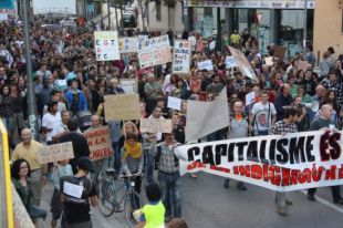 Més de 3.000 persones es manifesten a Girona en el marc de la manifestació internacional del 15-O