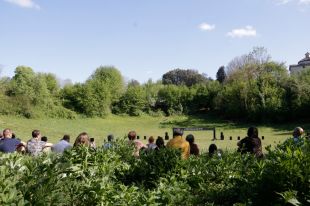 El Sismògraf i el Bosc de la Coma d'Olot connecten alumnes d'ESO amb artistes i científics
