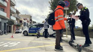 Blanes engega una nova campanya de control de patinets elèctrics