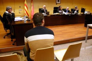 Jutgen un acusat d'agredir sexualment una noia a Empuriabrava que anava drogada
