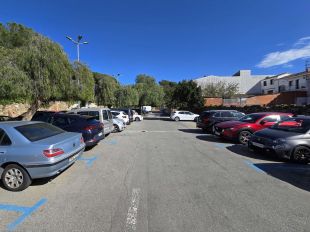 Calonge projecta un aparcament soterrat amb zona verda i habitatges