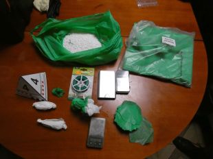 Detinguts quatre homes per tràfic de drogues en un pis de Salt