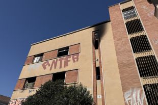 Un incendi afecta de nou la nau de l’antiga fàbrica Simon de Girona