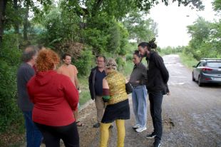 Veïns de Porqueres denuncien quotes de fins a 100.000 euros per arreglar una urbanització