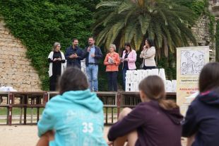 Més de 700 alumnes participen en el 25è aniversari d'''Apadrinem escultures'' a Girona