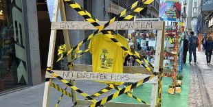 Malmeten les instal·lacions reivindicatives d'escoles públiques al Temps de Flors